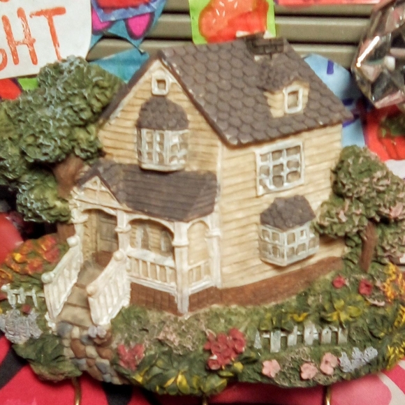 Other - Charming Cottage Figurine